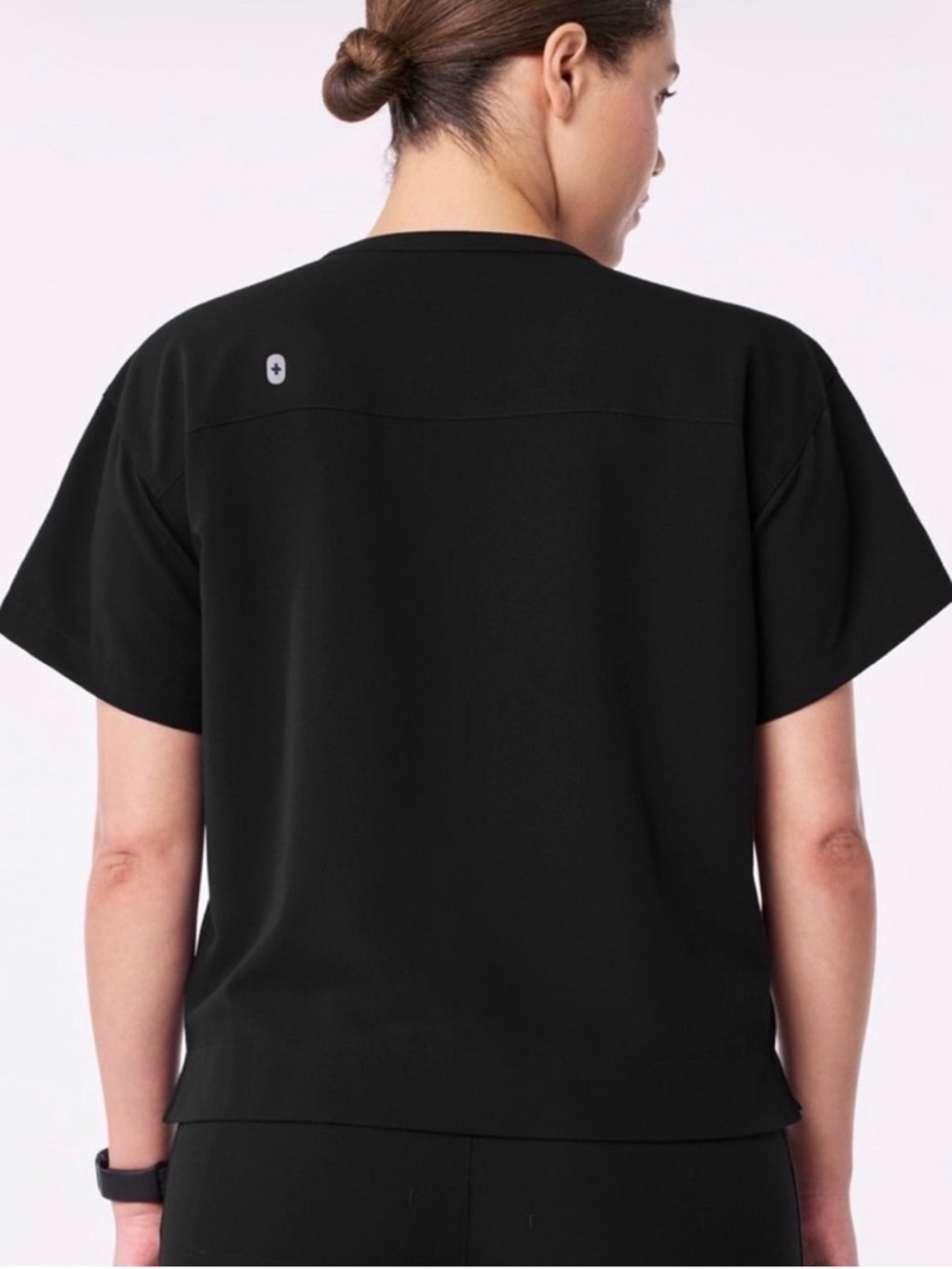 Figs Women’s Black Canela Short-Sleeve Crewneck Top - Picture 3 of 7